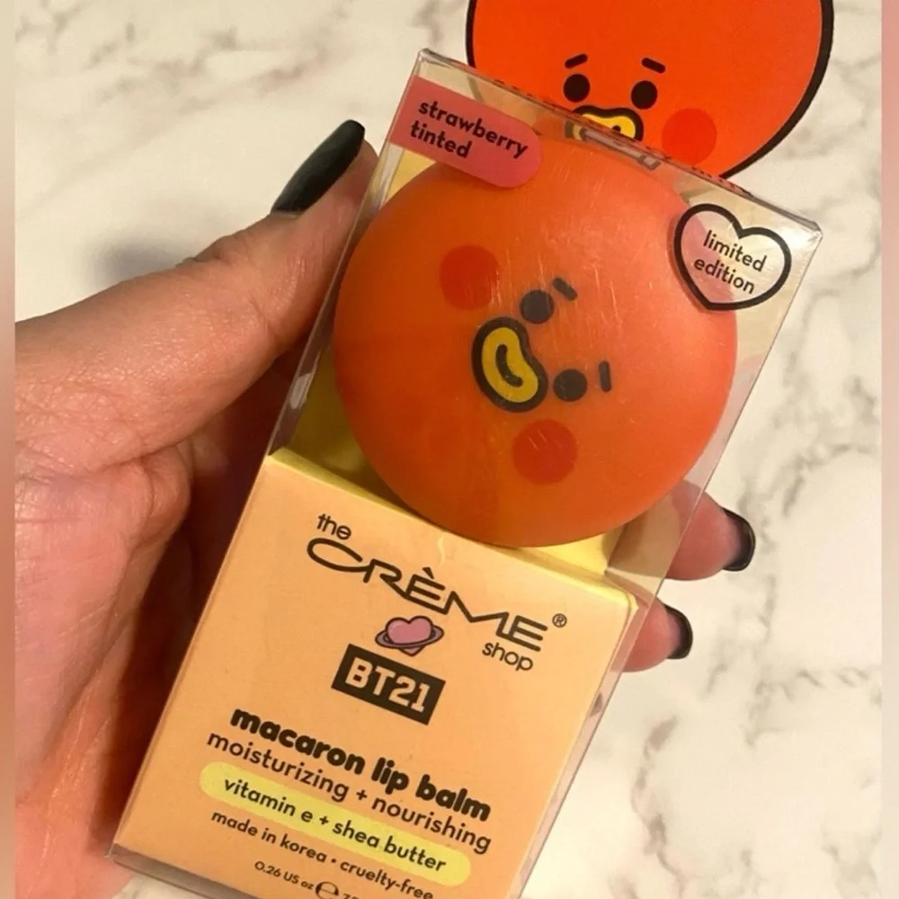 THE CREME SHOP BT21 TATA Macaron Lip Balm - Strawberry LIMITED EDITION